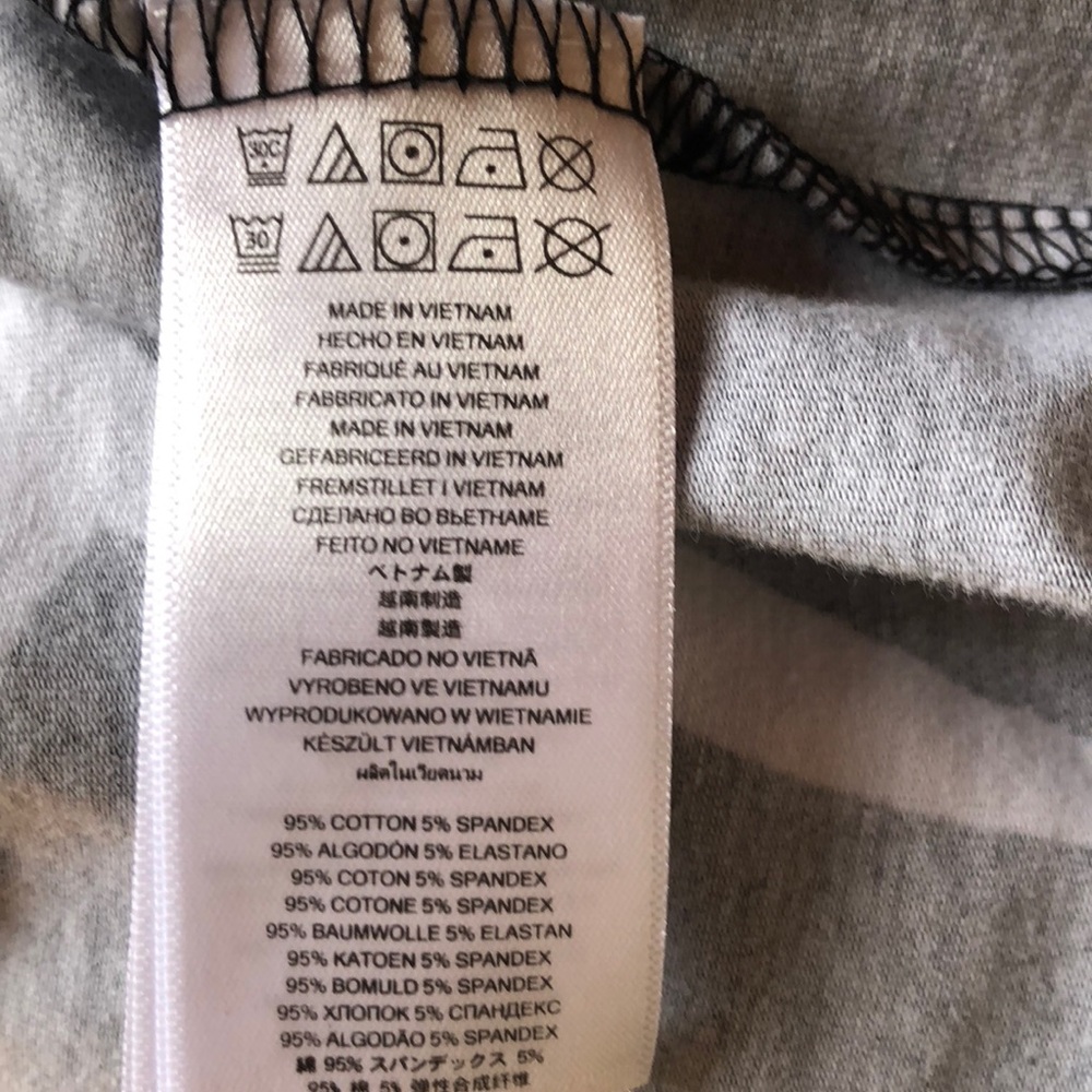 REDUCED! Micheal Kors Shirt- NWOT - Picture 6 of 6